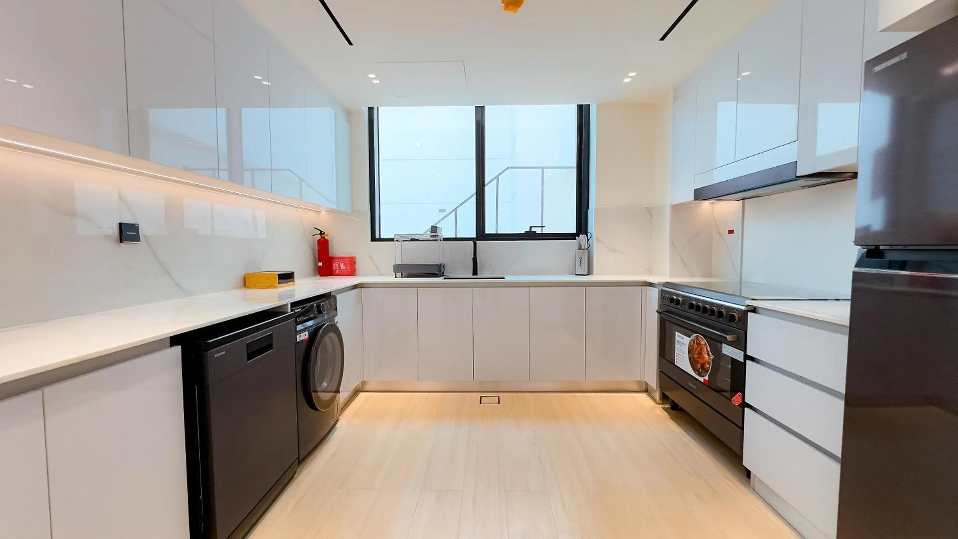 Binghatti Corner - 2Bhk High-Grade Apartment Dubai