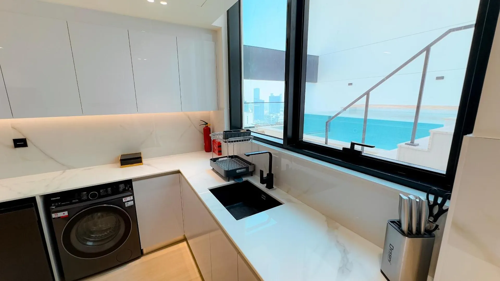 Binghatti Corner - 2Bhk High-Grade Apartment Dubai United Arab Emirates