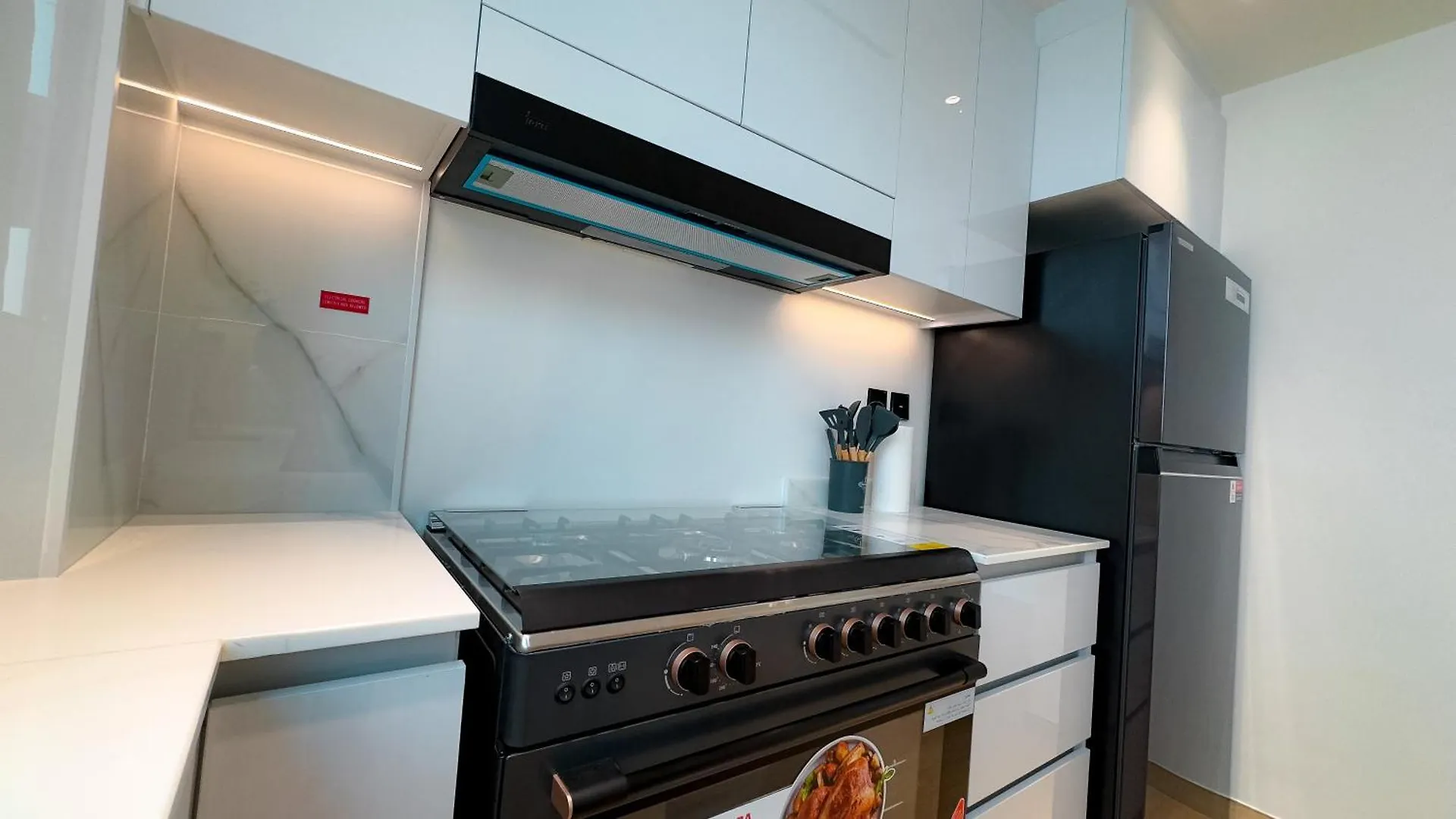 Binghatti Corner - 2Bhk High-Grade Apartment Dubai 0*,  United Arab Emirates
