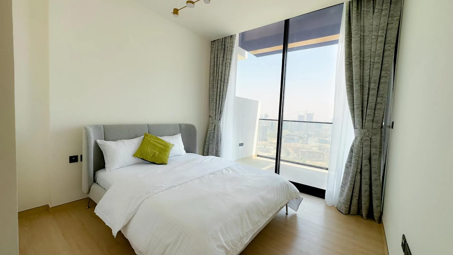 Binghatti Corner - 2Bhk High-Grade Apartment Dubai United Arab Emirates